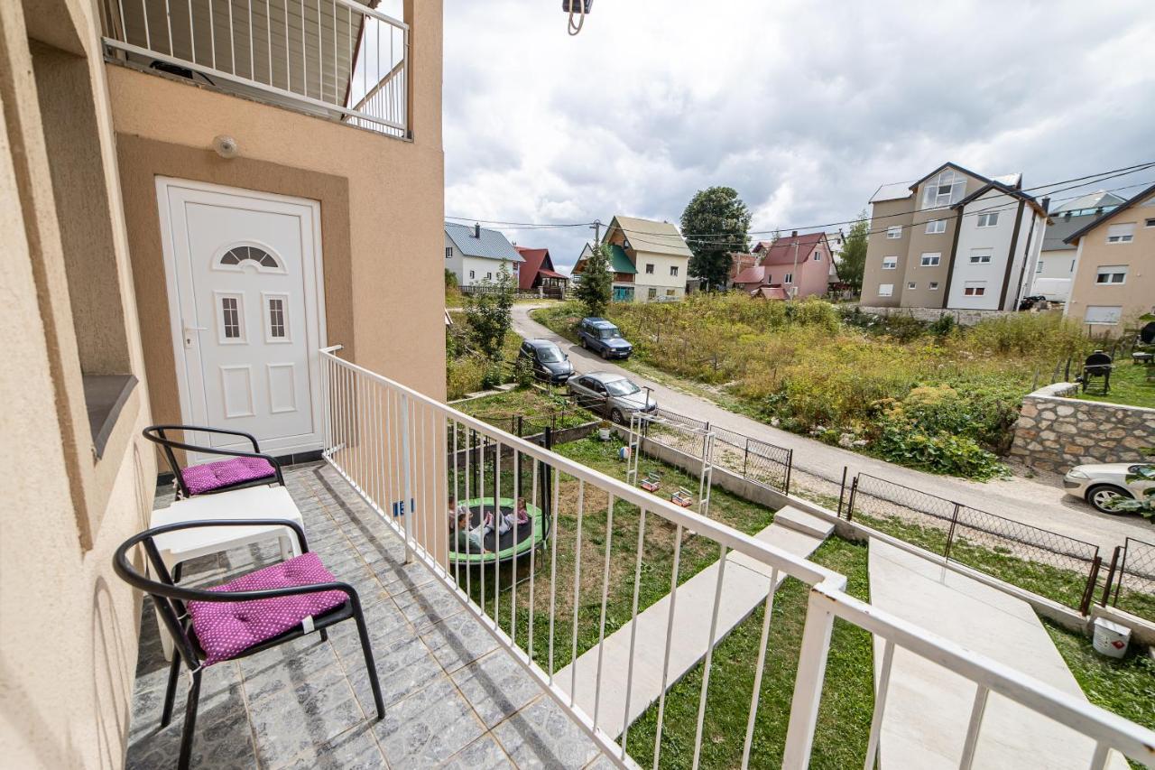 Snam Rooms&Apartment Žabljak Eksteriør billede